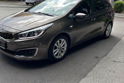 Kia ceed Sportswagon 164.000 km 6.950 € Gelsenkirchen 45881