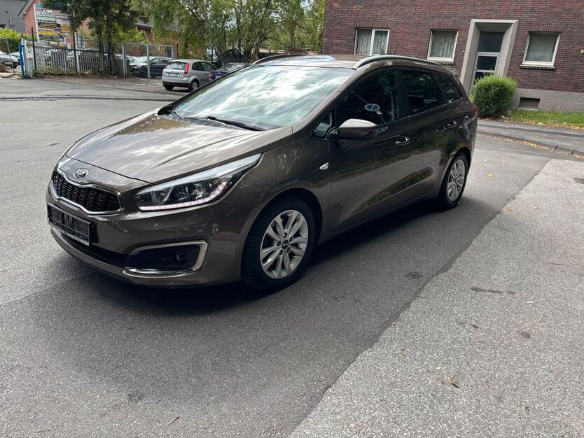 Kia ceed Sportswagon 164.000 km 6.950 € Gelsenkirchen 45881