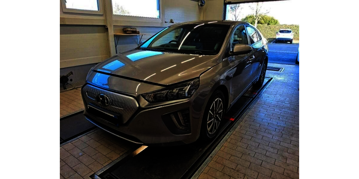 Hyundai IONIQ 27.000 km 14.990 &euro; Essen 45276
