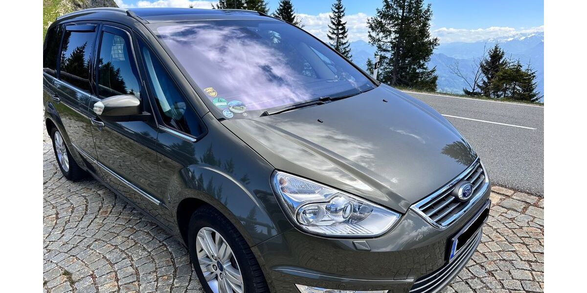 Ford Galaxy 96.000 km 12.200 &euro; Essen 45355