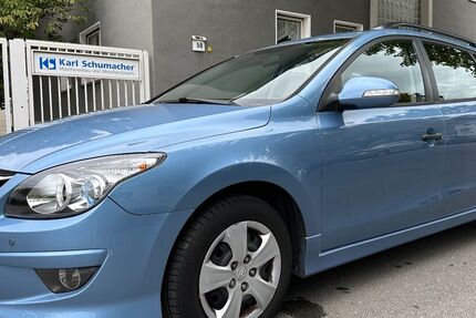 Hyundai i30 184.000 km 2.690 € Essen 45356