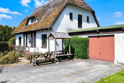 Charmantes Einfamilienhaus mit großem Garten - opt.Koppel 1,3 ha