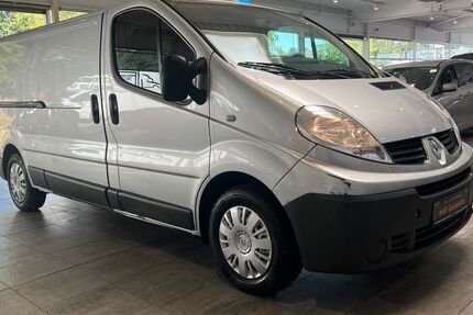 Renault Trafic 93.000 km 8.990 € Datteln 45711