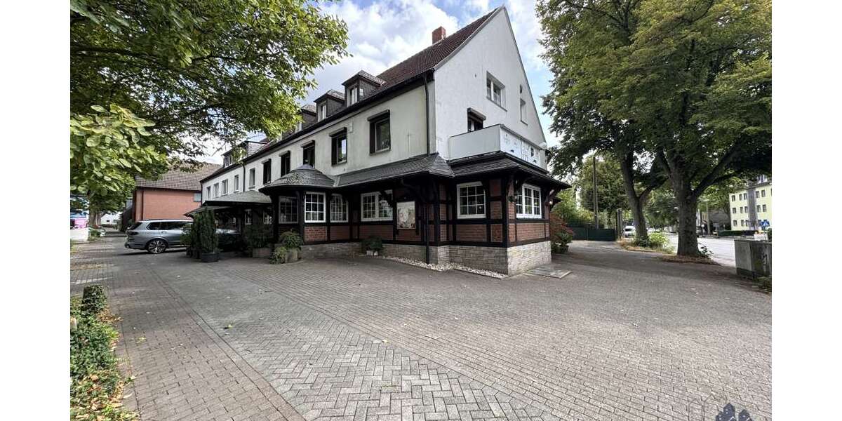 Haus zum Kaufen in Recklinghausen 1.150.000 € 825 m² 14 zimmer