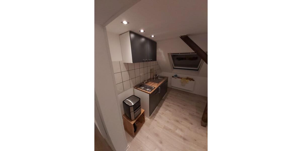 Dachgeschoßwohnung Bochum Bochum-Mitte - 1.5 Zimmer, 20 m&sup2;, 260&euro; | Angebot:25292886