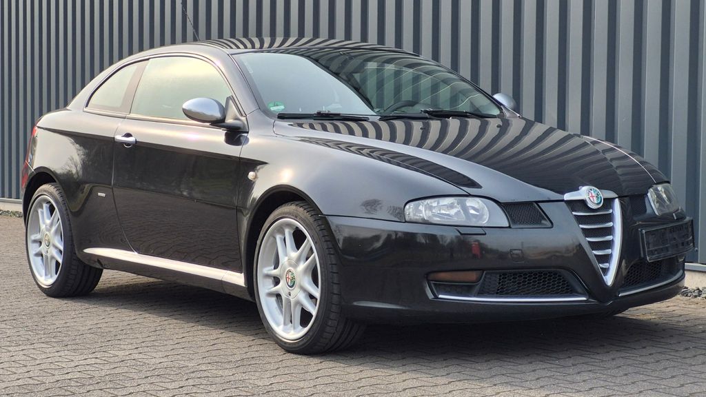 Alfa Romeo GT 205.000 km 5.950 &euro; Oberhausen 46117