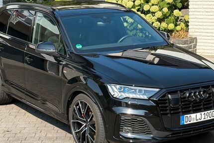 Audi Q7 27.811 km 69.999 € Dortmund 44265