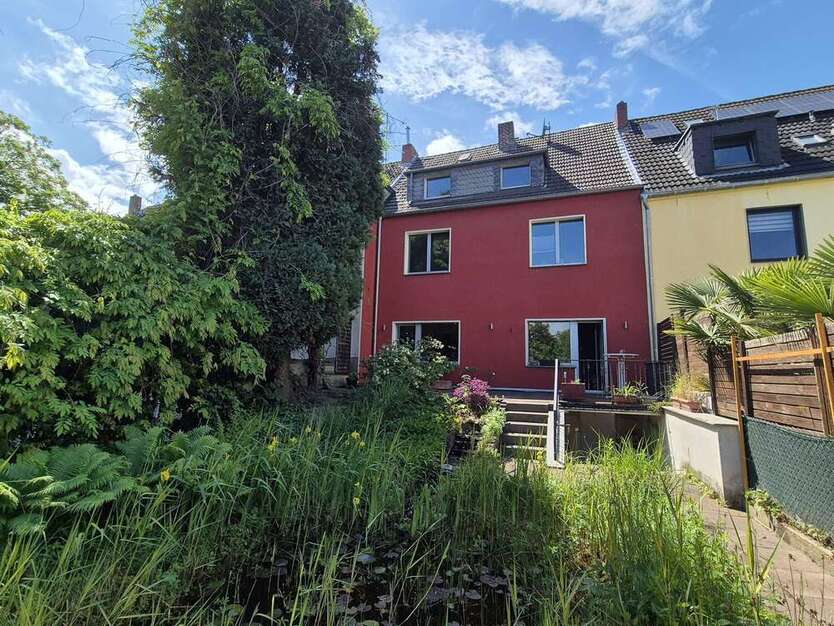 Haus zum Kaufen in Oberhausen 385.000 € 162 m²