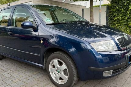 Skoda Fabia 123.000 km 1.390 &euro; Bochum 44809
