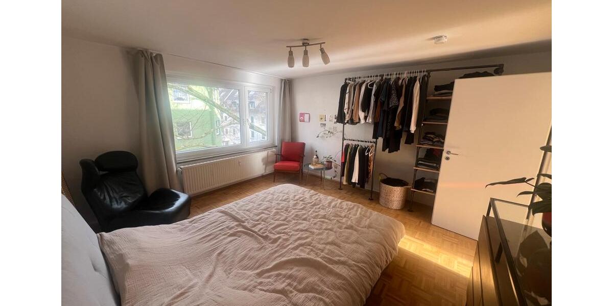 Etagenwohnung Essen Stadtbezirk II - 2 Zimmer, 51 m&sup2;, 750&euro; | Angebot:25780052