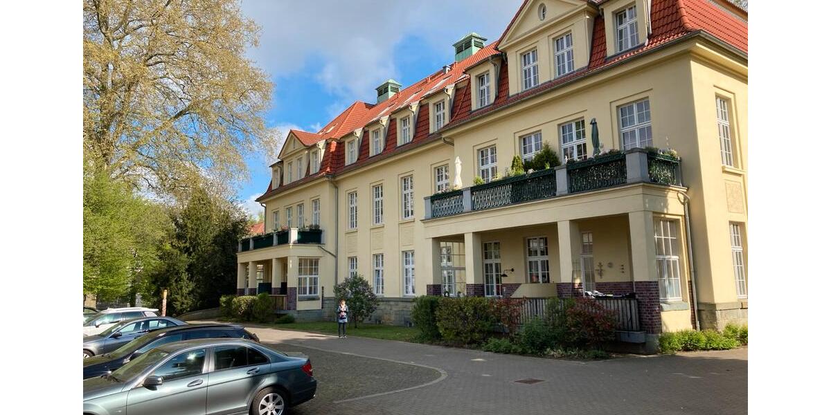 Exklusive 2-Zimmer Wohnung Arrenbergsche Höfe Parkett EBK Garage 2 zimmer