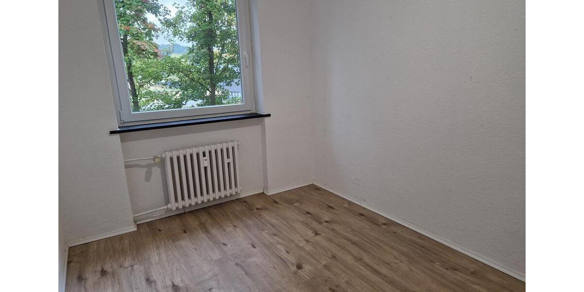 Toll geschnittene 4-Zimmer-Wohnung im Grünen 4 zimmer