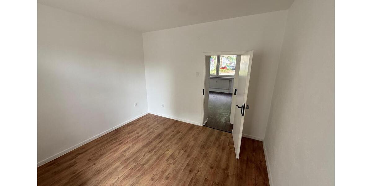 2,5 Zimmer Erdgeschoss Wohnung mit Privatem Garten in Top Lage! 2.5 zimmer