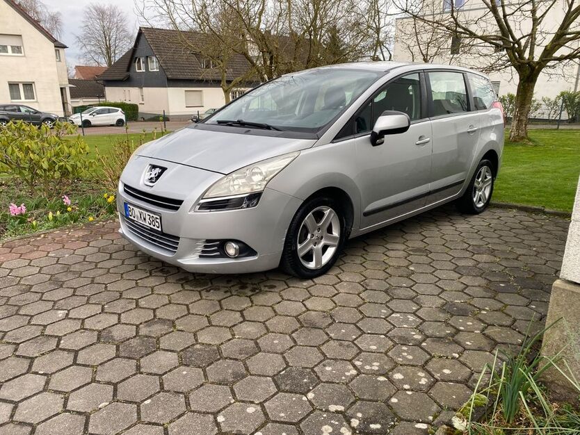 Peugeot 5008 194.000 km 4.999 € Bochum 44892