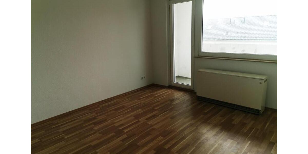 Etagenwohnung Velbert Velbert-Mitte - 3 Zimmer, 77 m&sup2;, 579&euro; | Angebot:26615953