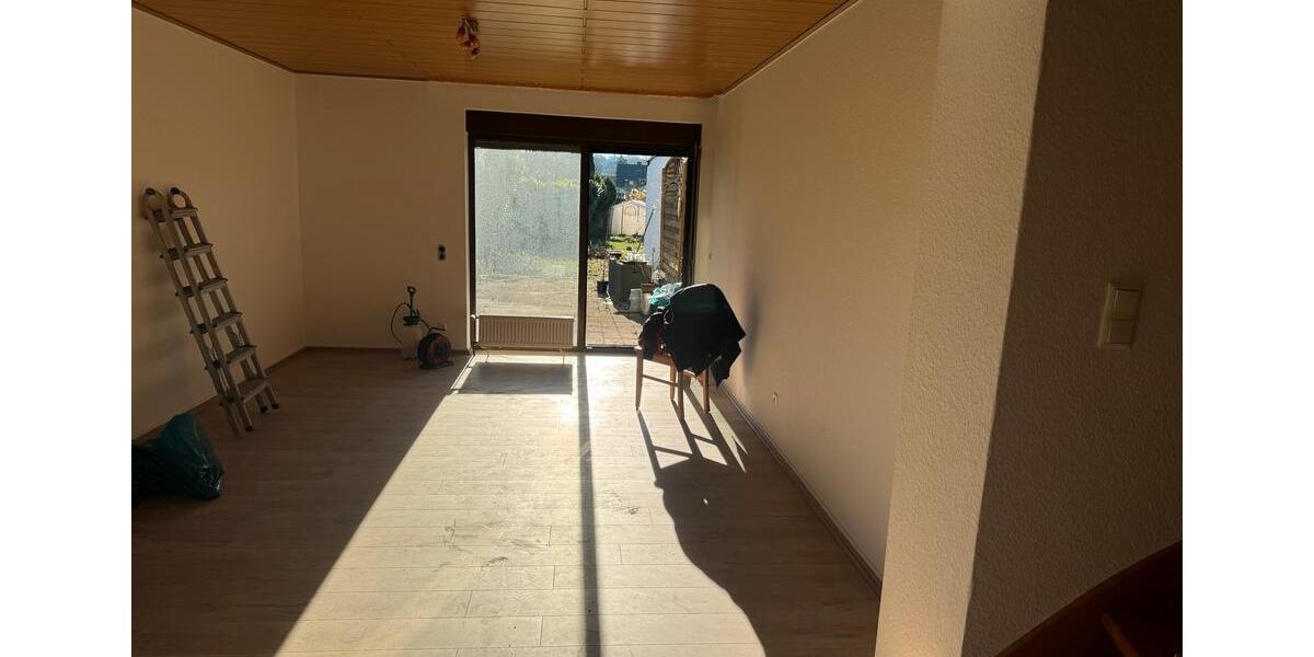 Einfamilienhaus zu mieten in Essen DellwigHaus-Horl-Strasse 3 zimmer