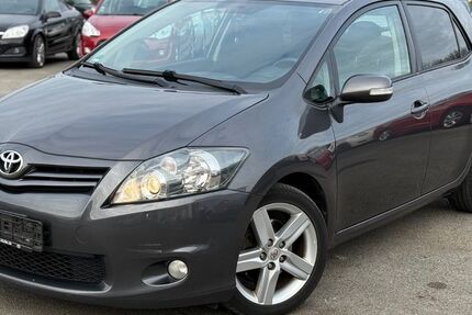 Toyota Auris 198.800 km 4.350 &euro; Essen 45356