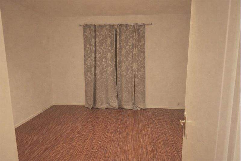 Familienfreundliches Zweifamilienhaus mit großem Garten in beliebter Wohnlage von Velbert-Mitte 6 zimmer