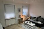 Voll Möblierte, Helle, kernsanierte 1,5-Zimmer-Wohnung zimmer