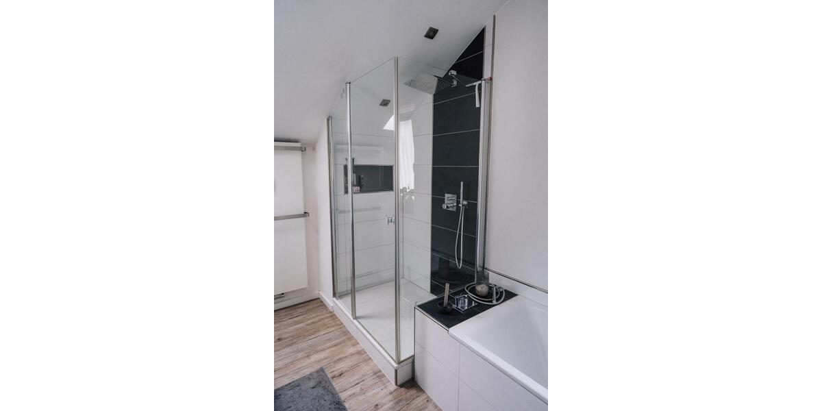 Dachgeschoßwohnung Schwerte - 3 Zimmer, 89 m&sup2;, 255.000&euro; | Angebot:27002447