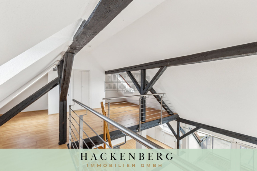 Gefragte Wohnung mit Empore und großzügigem Balkon