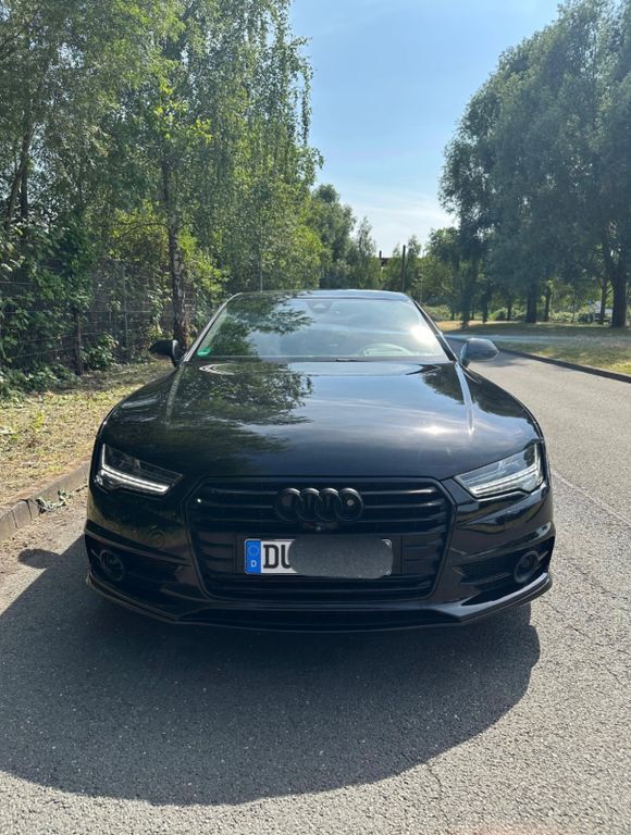 Audi A7 230.000 km 21.000 € Duisburg 47137