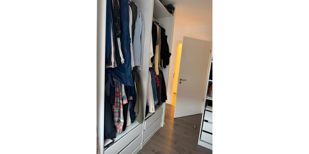 Etagenwohnung Essen Stadtbezirk II - 2.5 Zimmer, 83 m&sup2;, 1.240&euro; | Angebot:25749518