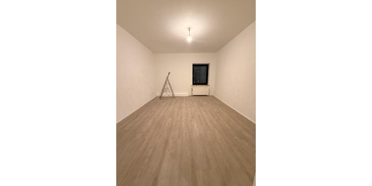 Dachgeschoßwohnung Herne Wanne-Bickern - 6 Zimmer, 130 m&sup2;, 1.300&euro; | Angebot:25448225