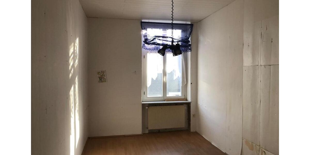 Etagenwohnung Wuppertal - 5 Zimmer, 114 m&sup2;, 190.000&euro; | Angebot:25258778