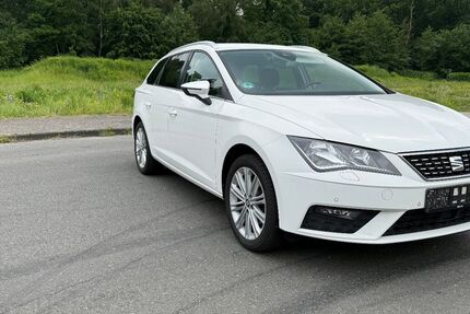 Seat Leon 142.094 km 9.290 &euro; Waltrop 45731