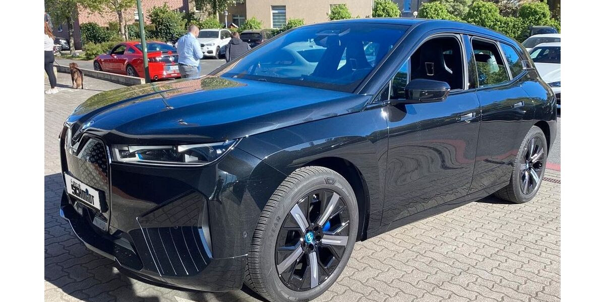 BMW iX 114.993 km 36.989 &euro; Lünen 44534
