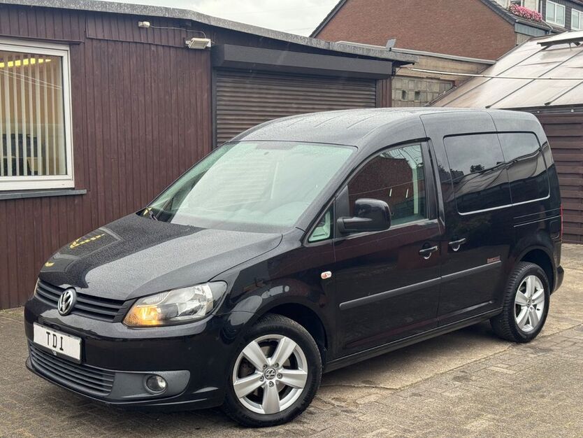 VW Caddy 194.000 km 9.900 € Duisburg 47179