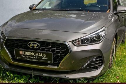 Hyundai i30 46.812 km 18.490 &euro; Dortmund 44149