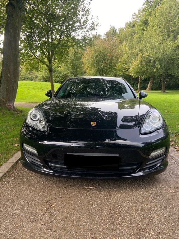 Porsche Panamera 129.836 km 29.000 € Kamp Lintfort 47475
