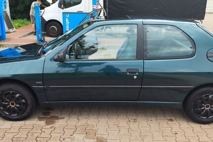 Peugeot 306 170.000 km 1.099 &euro; Bochum 44894