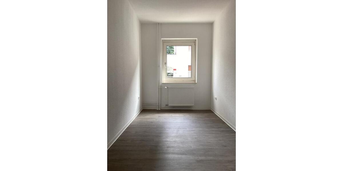 Erdgeschoßwohnung Oberhausen - 3 Zimmer, 64 m&sup2;, 515&euro; | Angebot:26377379