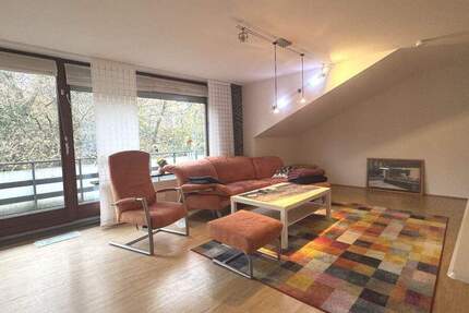 Komfortable Wohnung im Dachgeschoss mit Terrasse - aktuell leerstehend 2 zimmer