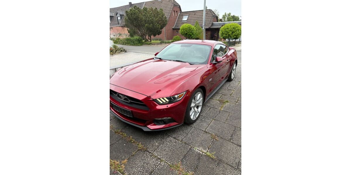 Ford Mustang 40.000 km 29.000 &euro; Datteln 45711