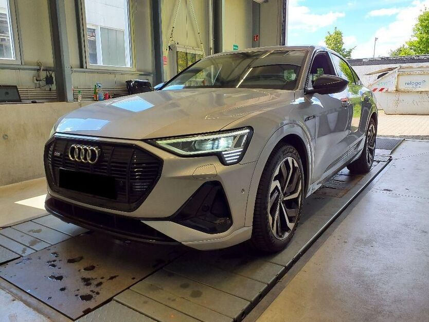 e-tron