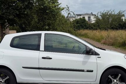 Renault Clio 88.757 km 3.850 &euro; Witten 58456
