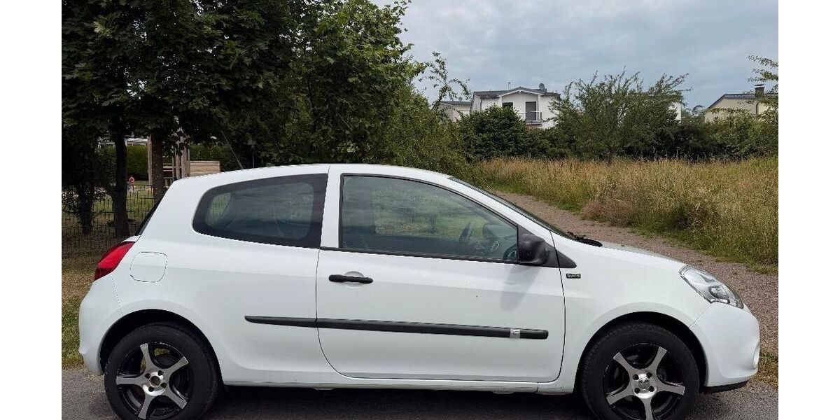 Renault Clio 88.757 km 3.850 &euro; Witten 58456
