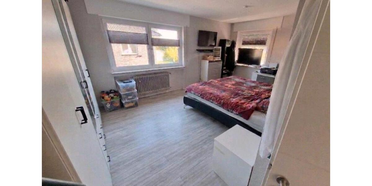 Einfamilienhaus Oberhausen Schmachtendorf - 6 Zimmer, 94 m&sup2;, 1.380&euro; | Angebot:26498379