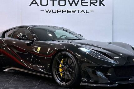 Ferrari 812