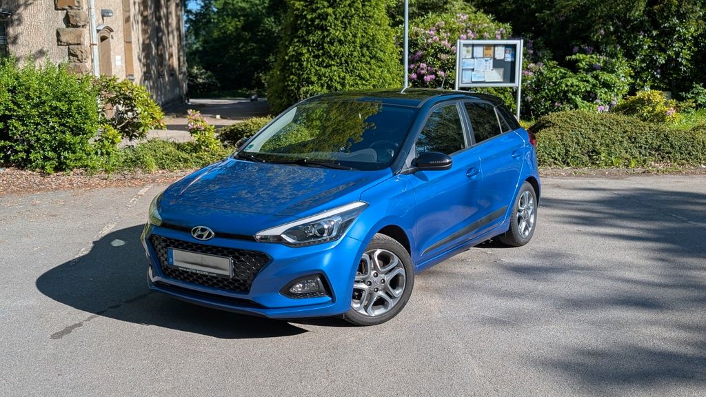 Hyundai i20 74.000 km 9.999 &euro; Essen 45239