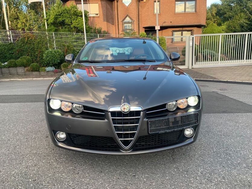 Alfa Romeo 159 115.000 km 13.981 € Witten 58454