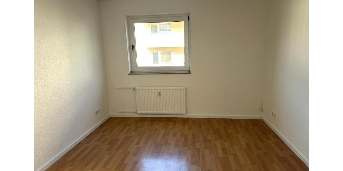 Etagenwohnung Hagen Hagen-Mitte - 3 Zimmer, 82 m&sup2;, 470&euro; | Angebot:25715722