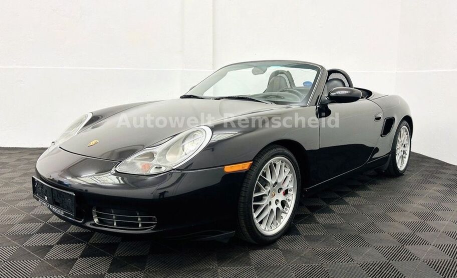 Porsche Boxster 237.700 km 14.999 € Remscheid 42859