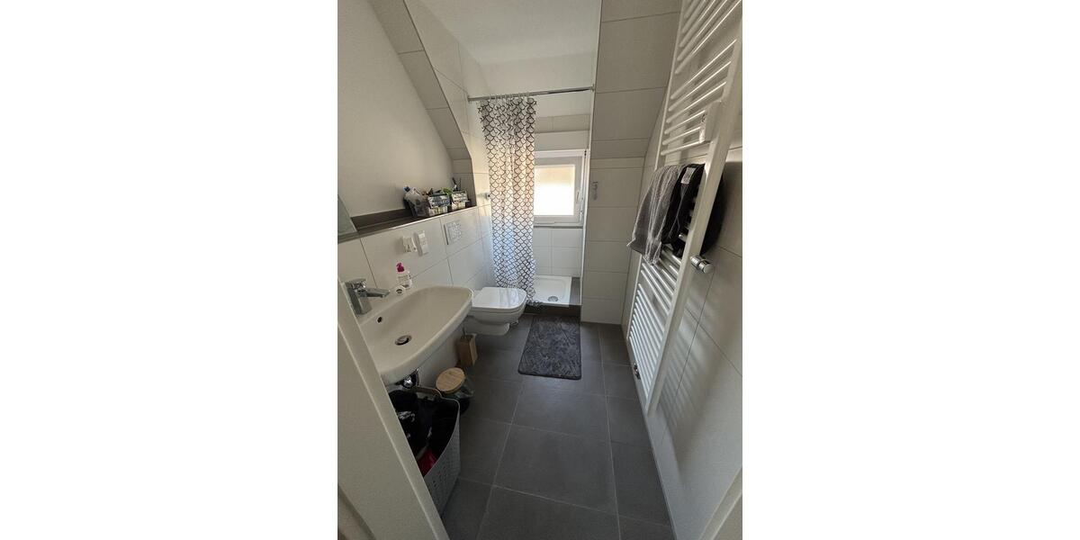 Dachgeschoßwohnung Lünen Alstedde - 2.5 Zimmer, 61 m&sup2;, 582&euro; | Angebot:25627119