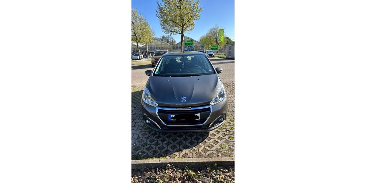 Peugeot 208 103.800 km 6.500 &euro; Schwerte 58239