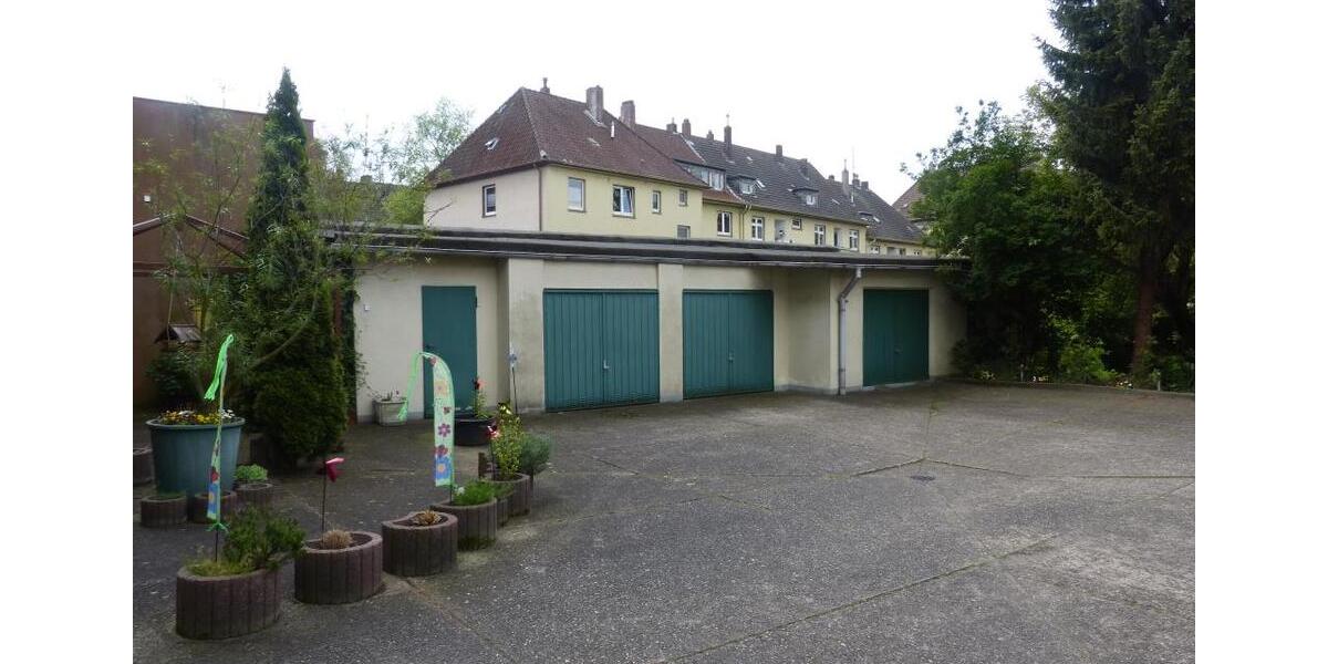 Bald verfügbar: Erdgeschosswohnung mit Balkon und Stellplatz in Bochum City 3 zimmer